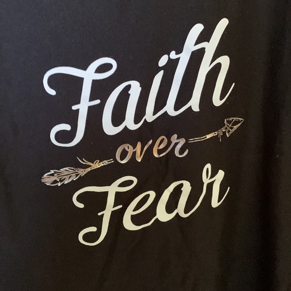 Workout/summer tank top. Never worn - Picture 2 of 5